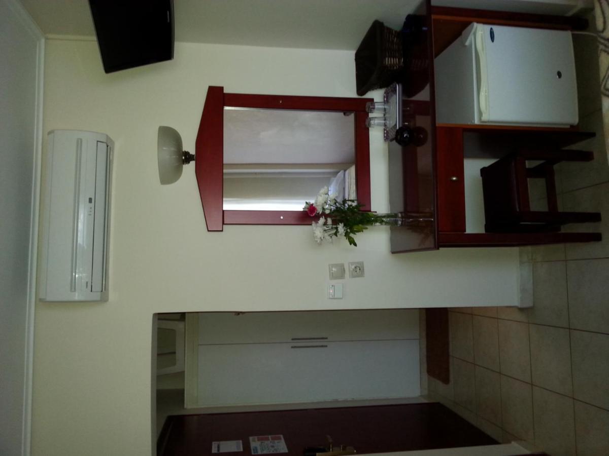Ilion Hotel Loutraki  Ngoại thất bức ảnh