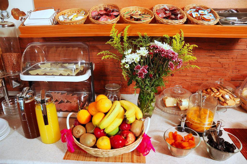 Ilion Hotel Loutraki  Ngoại thất bức ảnh